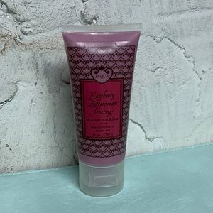 Raspberry Buttercream Frosting JAQUA Lucious